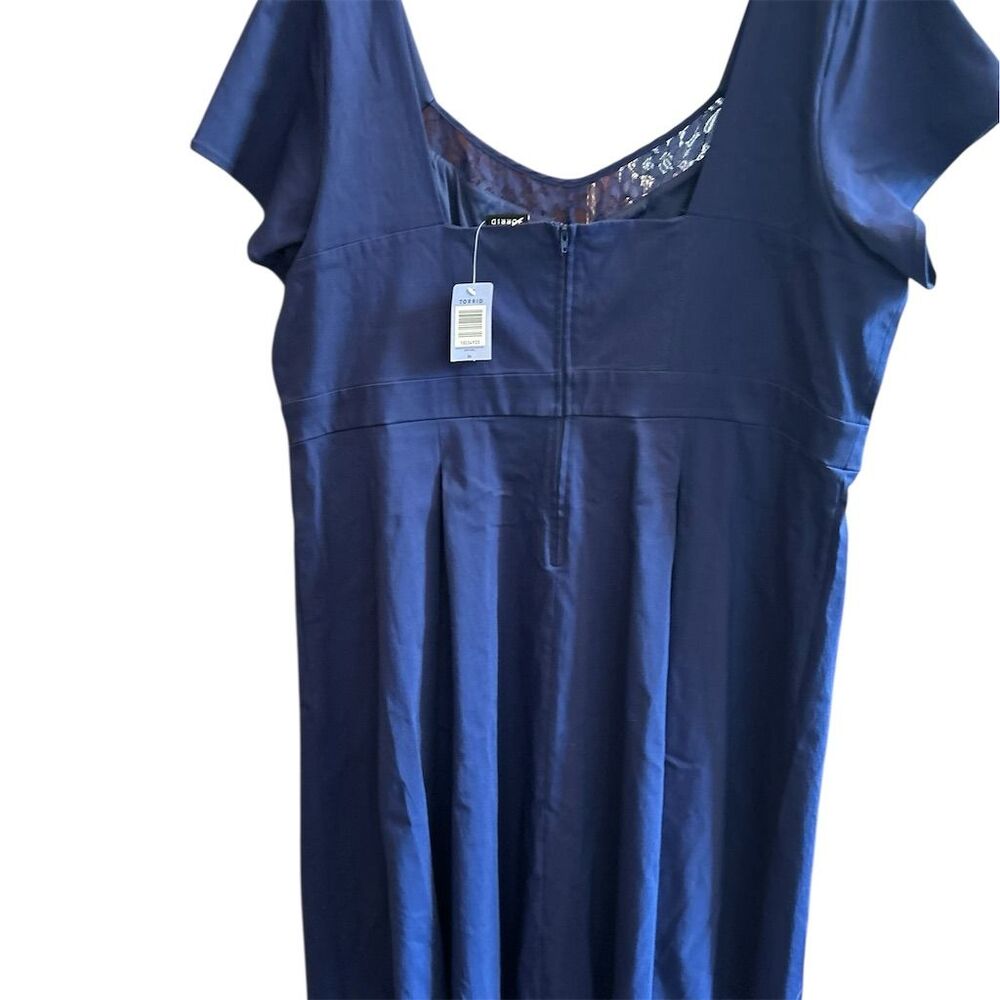 Torrid Plus Size 26 Navy Blue Skater Dress Knee Length Short Sleeve